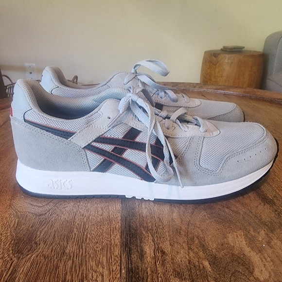 Asics Lyte Classic Shoe Mid Grey Black Unisex Men Sz 9.5 - Picture 1 of 11